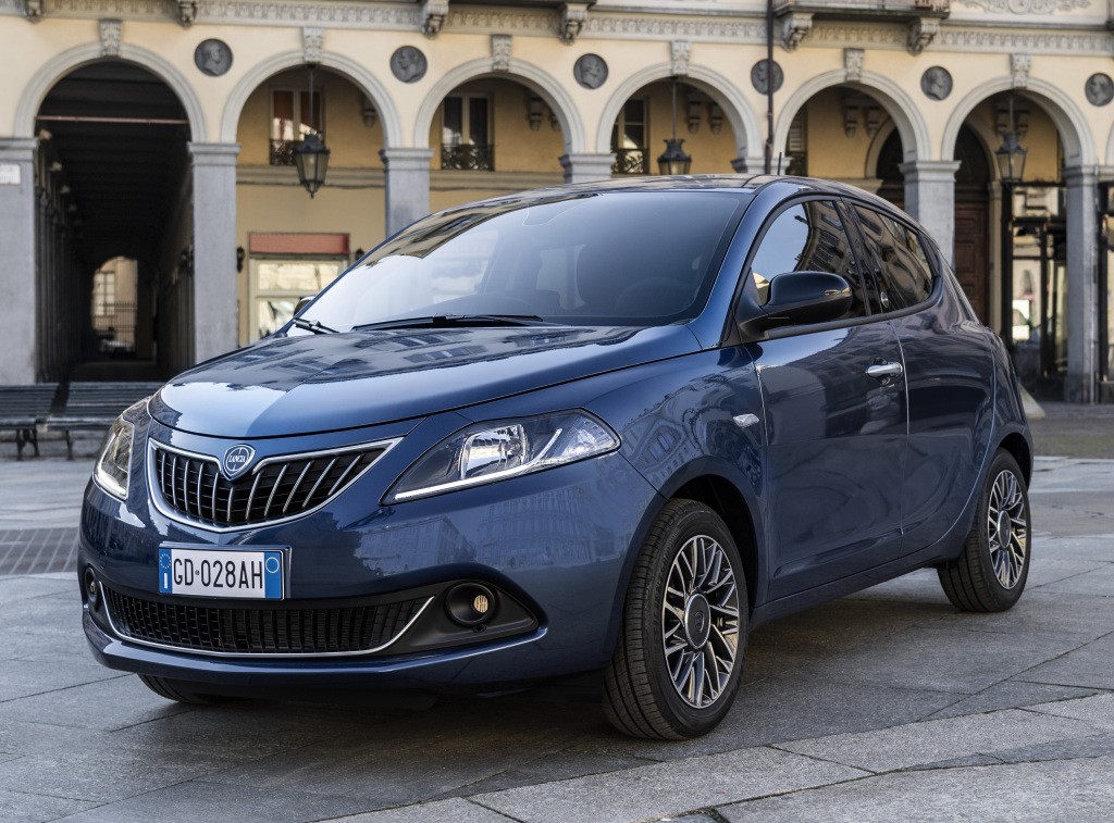 Oficial Nuevo Lancia Ypsilon