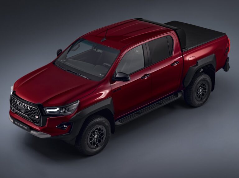 El Toyota Hilux 2024 llega a España aquí todos los precios