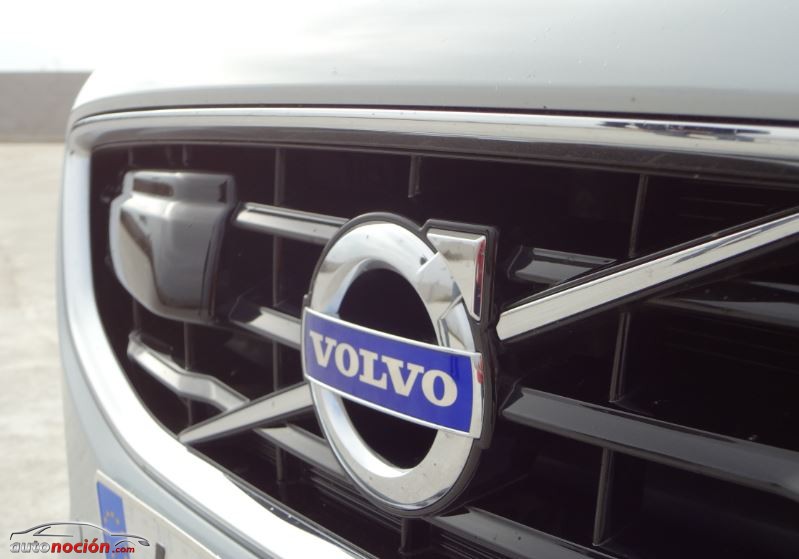 Rádar Volvo V40