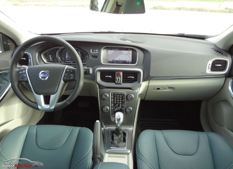 Salpicadero Volvo V40