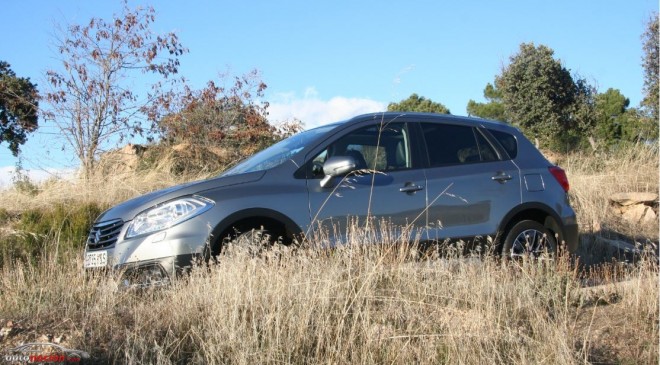 Suzuki SCross 06 exterior