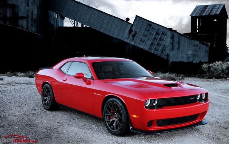 Dodge challenger srt 2015