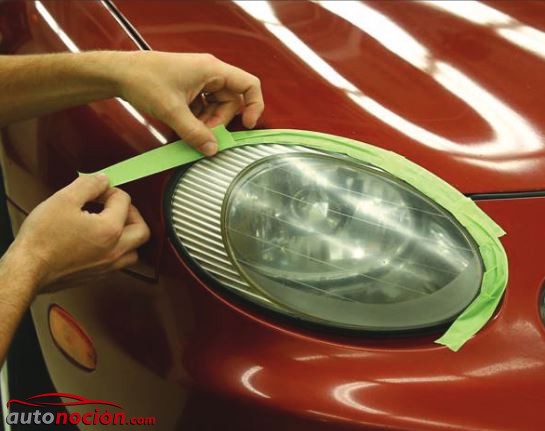 Cómo pulir los faros del auto con lija - Siempre Auto