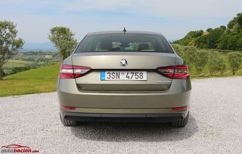 nuevo skoda superb 21