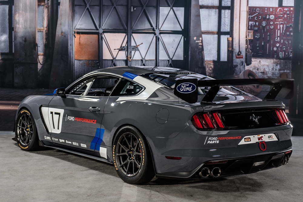 ford-mustang-gt4-2