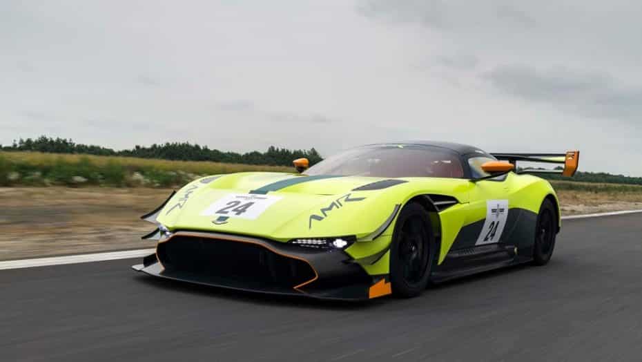 ¡Brutal! Aston Martin Vulcan AMR PRO: Desafiando a las mismísimas leyes de la física