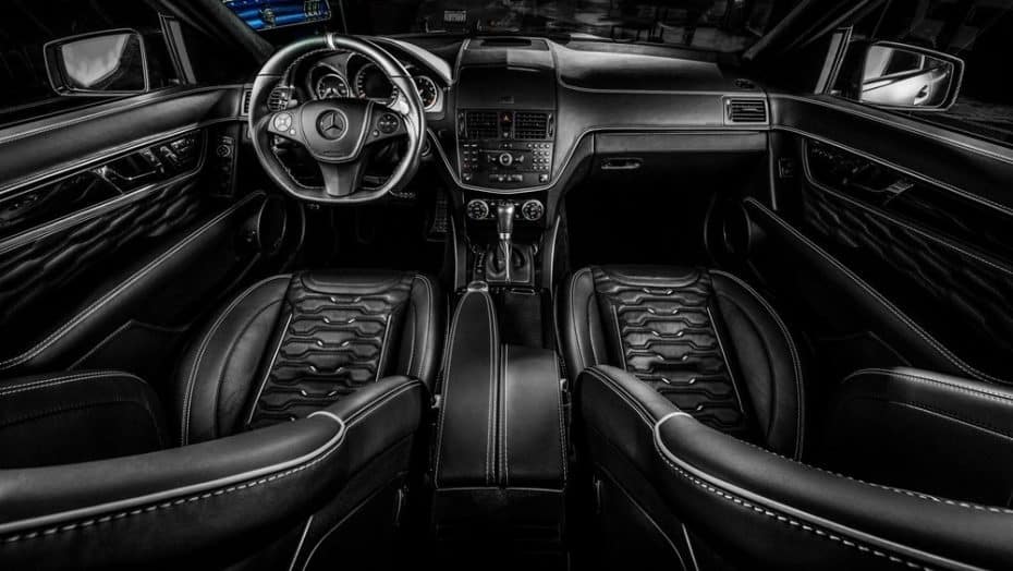 Tan siniestro como exclusivo: Así es el interior de este Mercedes-Benz C63 AMG por Carlex Design