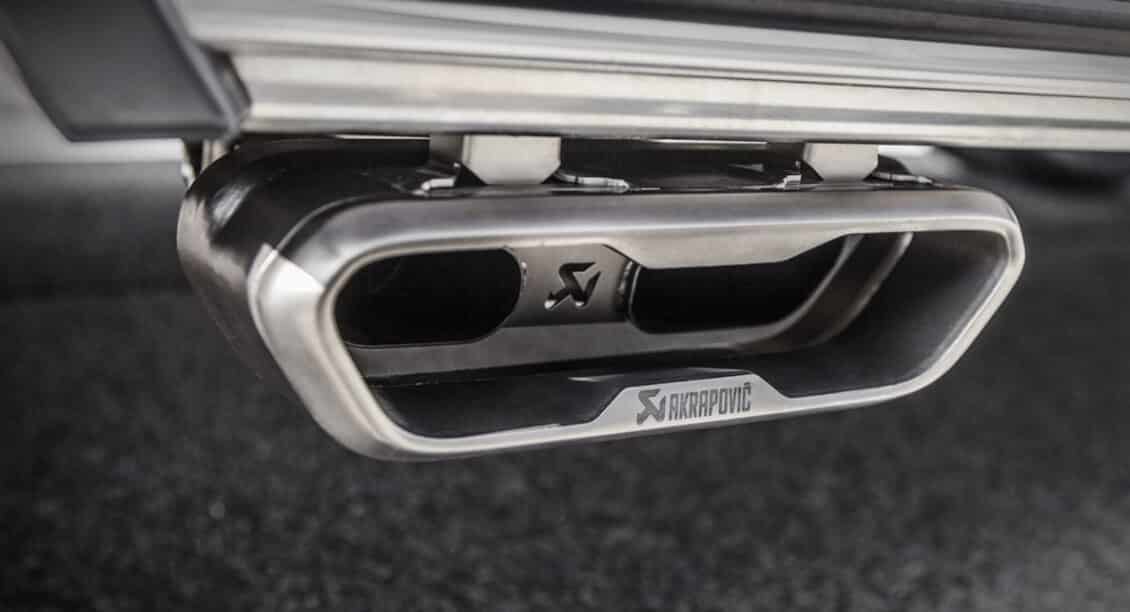 Lo último de Akrapovič: Un sistema de escape exclusivo para el Mercedes-Benz G 63 AMG