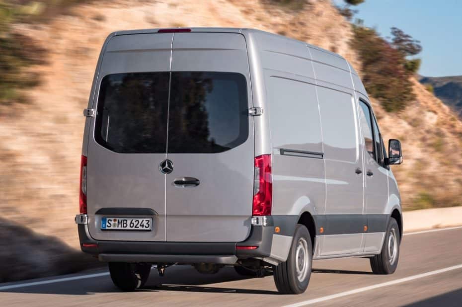 2022 Mercedes Benz Sprinter Passenger van