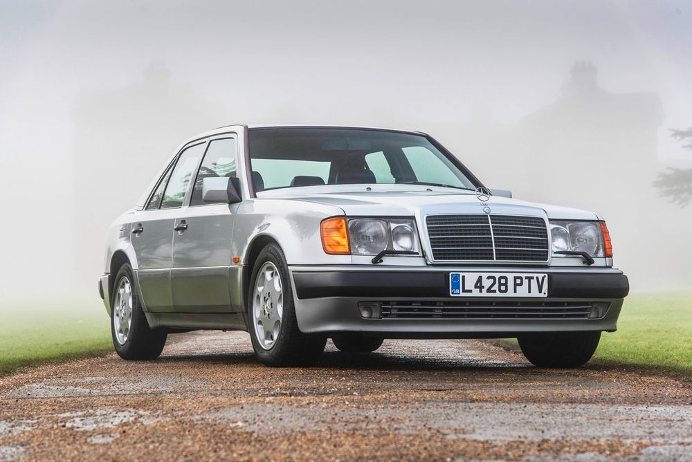 Mercedes-Benz 500E