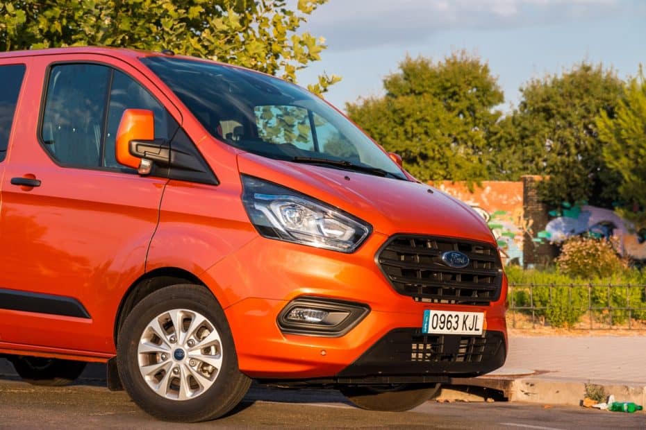 Opinión Y Prueba Ford Transit Custom Kombi 2.0 TDCi 170 CV 2018