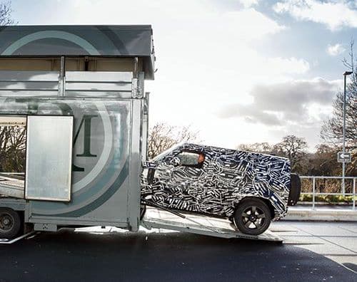 Ya está aquí el primer teaser del nuevo Land Rover Defender que llegará en el 2019