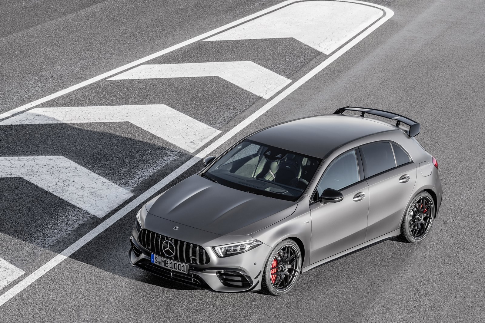 Mercedes-AMG A 45 4MATIC+ Y CLA 45 4MATIC+: Un 2.0 Turbo De Hasta 421 CV