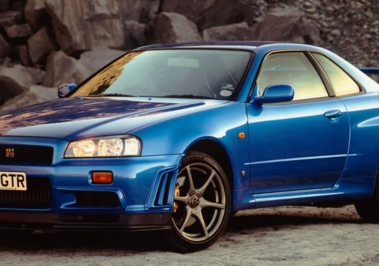 Nissan skyline r15