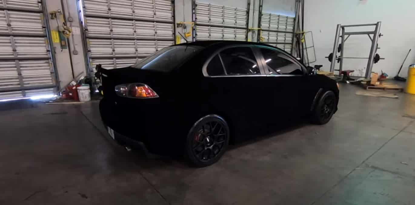 El coche más negro del mundo es el BMW X6 Vantablack