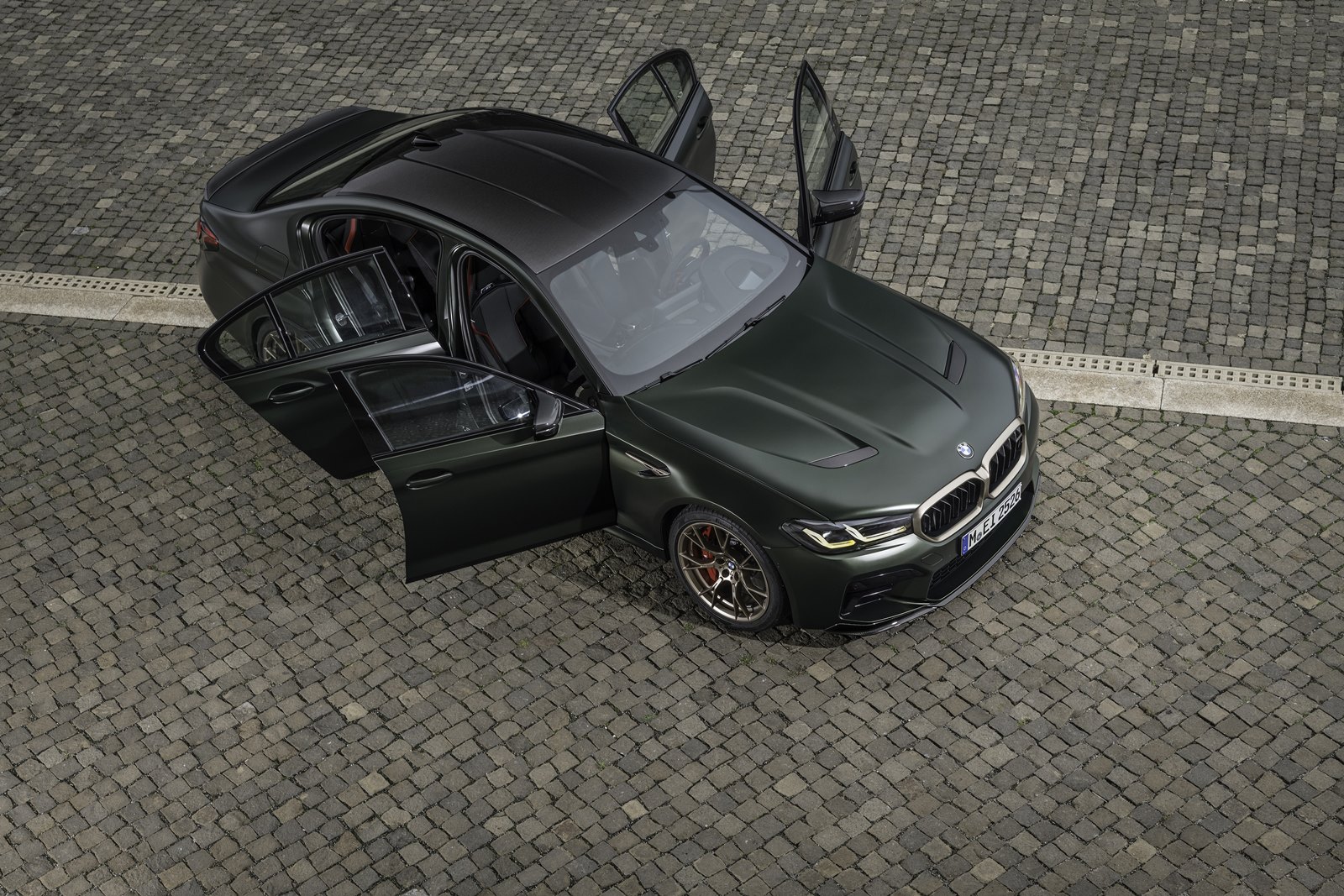 BMW-M5-CS-2021-46.jpg