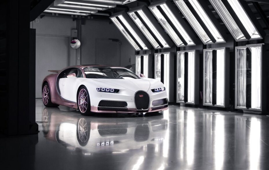Y de regalo de San Valentín, un Bugatti Chiron personalizado para su esposa
