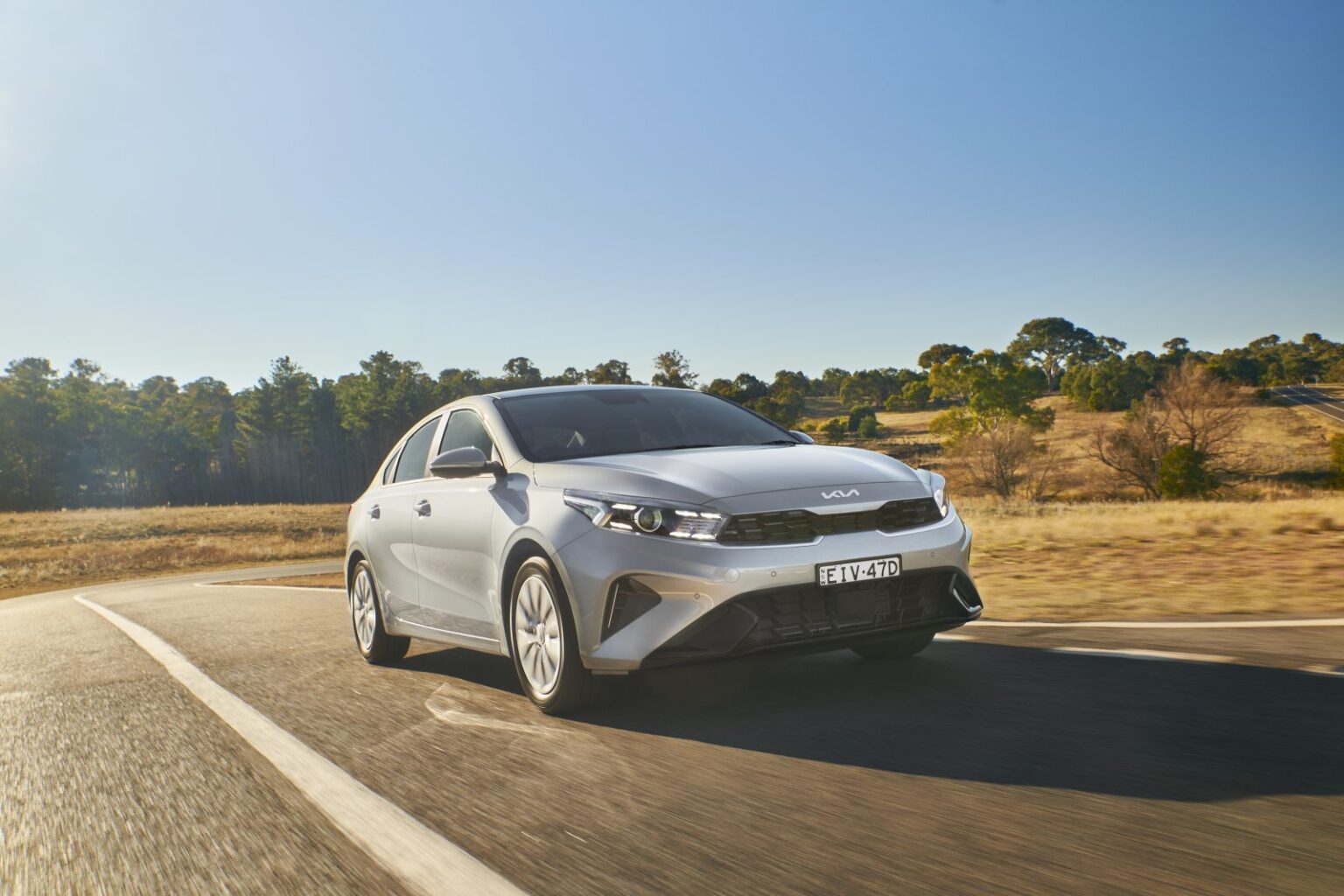 Kia cerato 2021 года