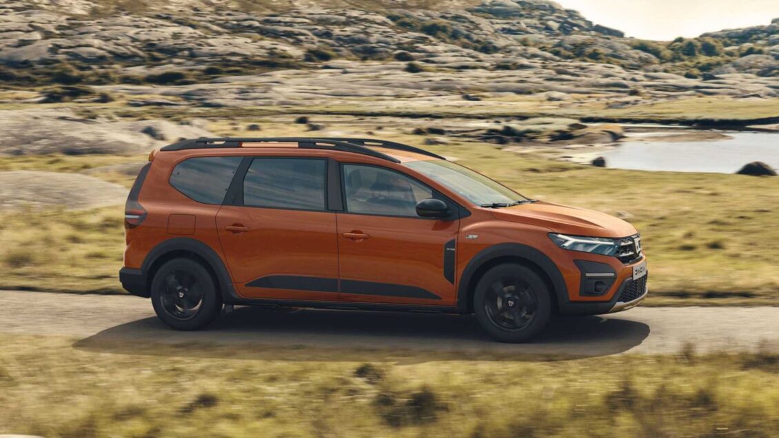 Dacia jogger фото