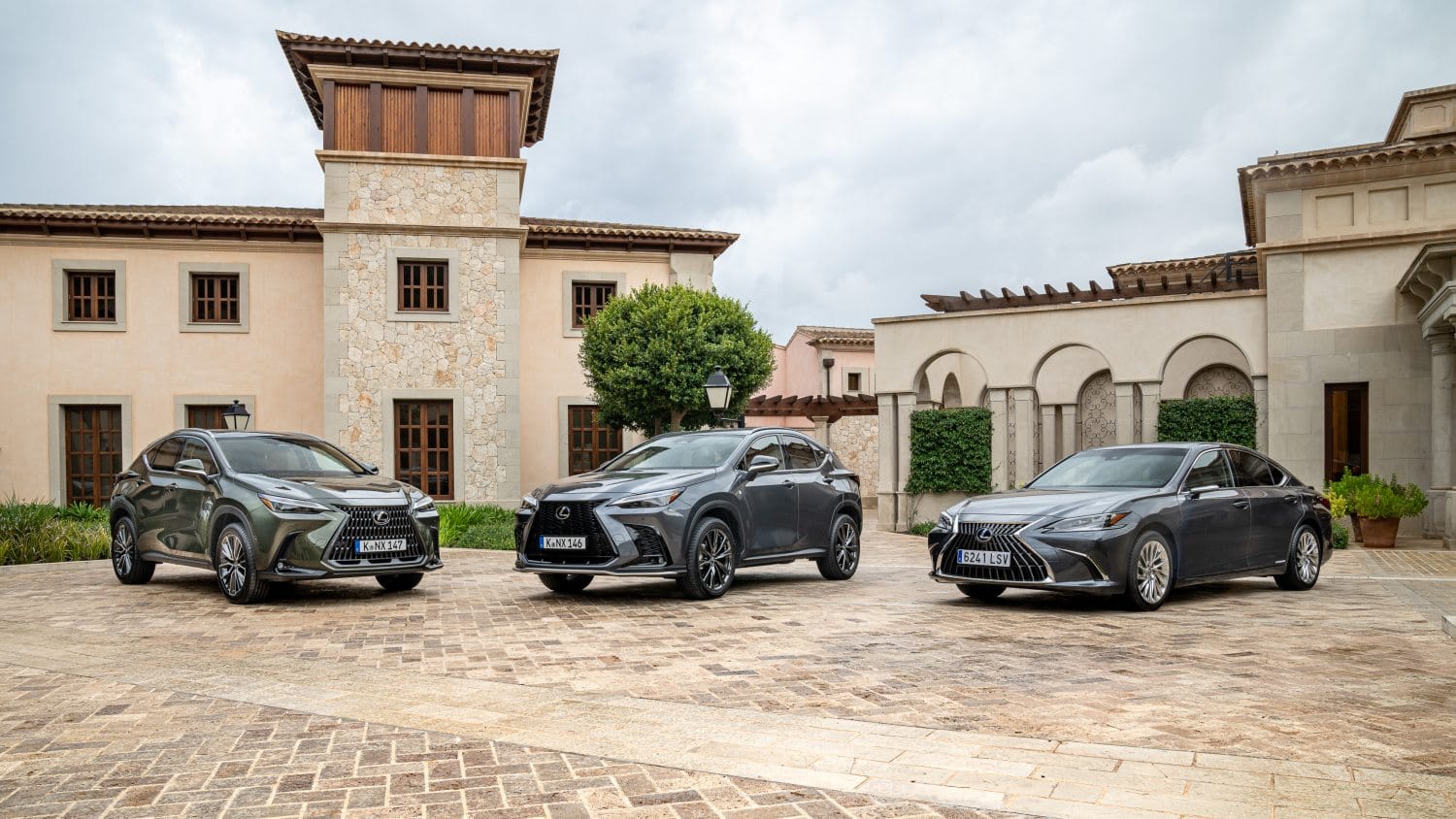 Primera prueba Lexus ES300h 2022, la berlina híbrida exótica