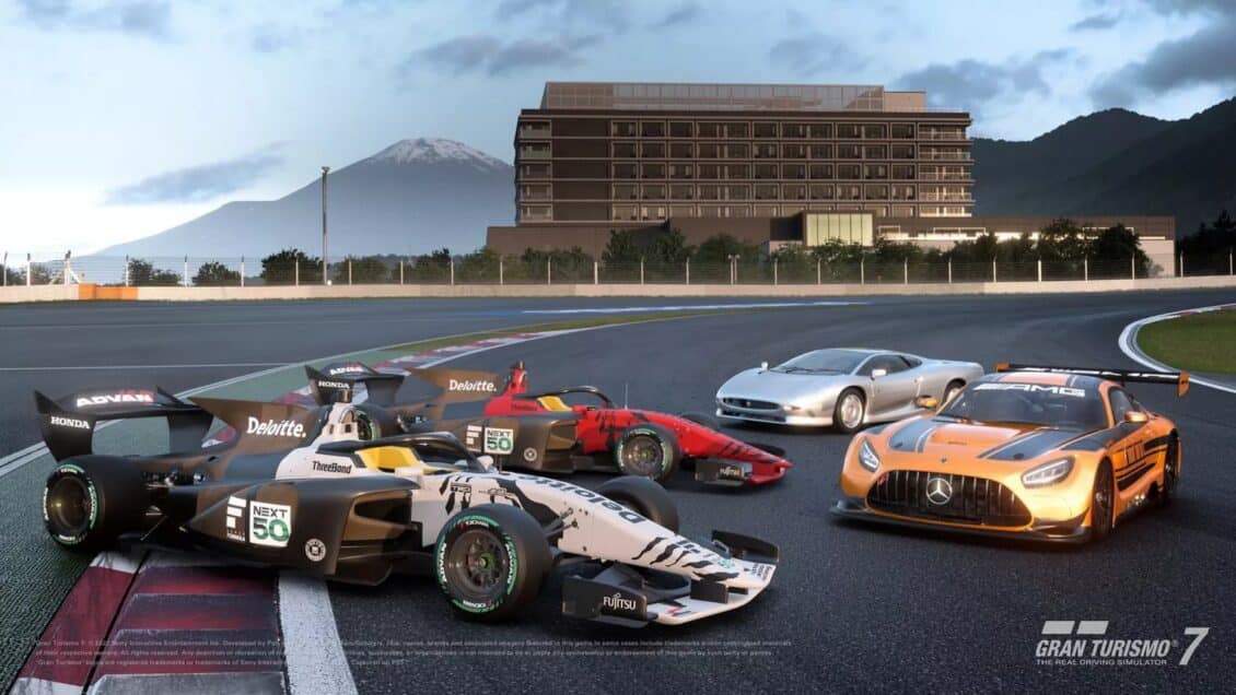 Nuevos coches y escenarios en la actualización de abril de Gran Turismo 7