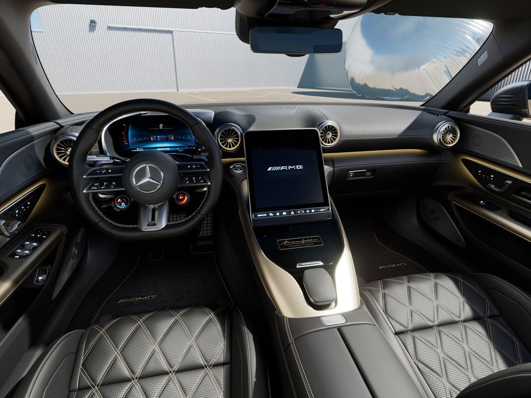 Mercedes-AMG SL 63 MANUFAKTUR Golden Coast interior