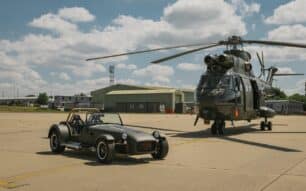 Caterham nos presenta este modelo hecho con piezas de un helicóptero Puma HC2