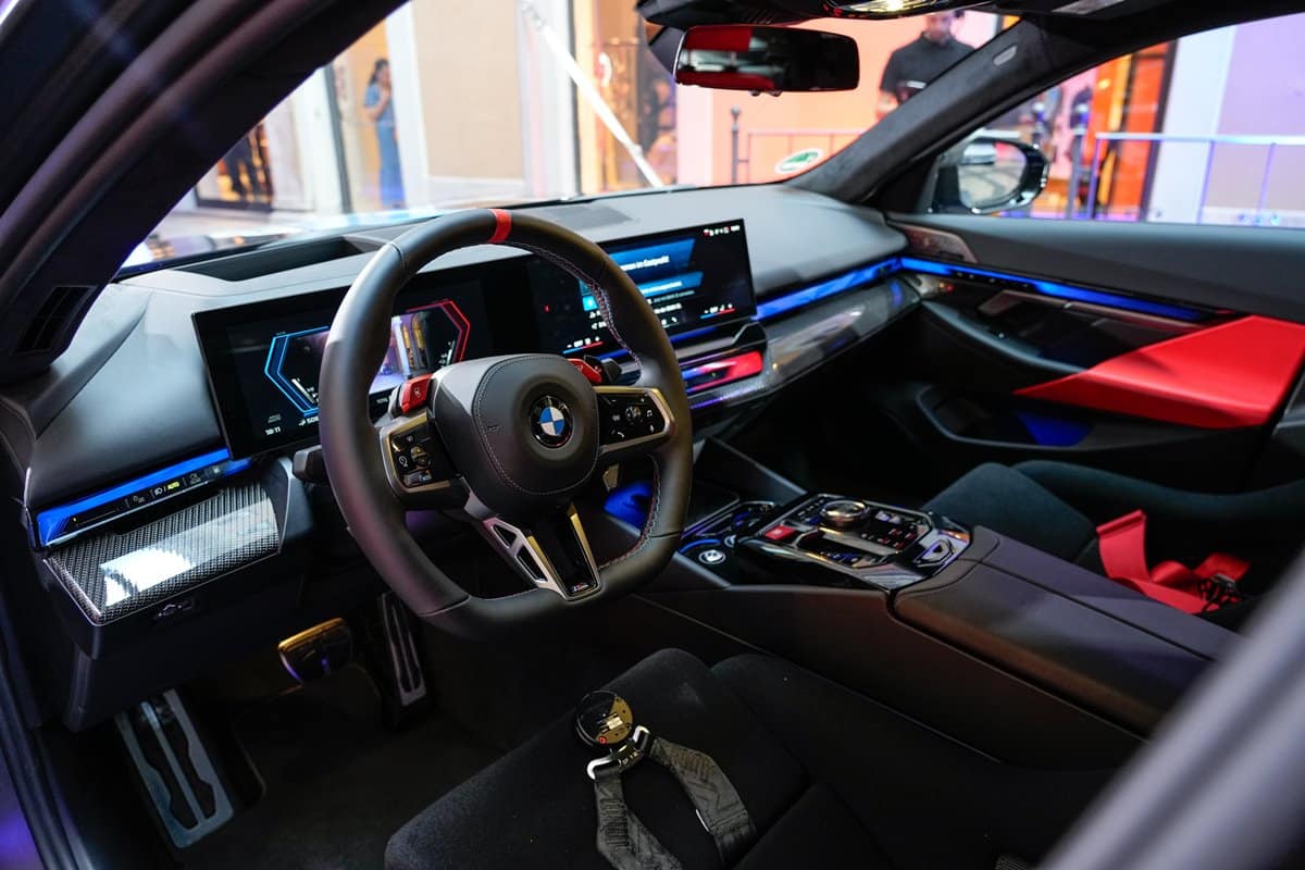 interior bmw m5 safetycar motoGP