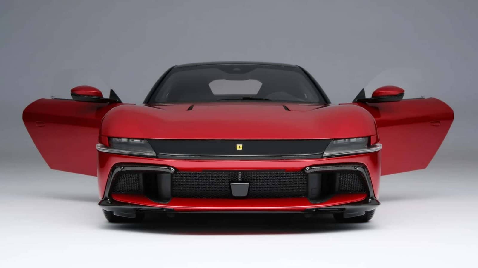 Limitovaná edícia ponúka luxusný model s detailmi aj pre tých najnáročnejších zberateľov a fanúšikov značky Ferrari.