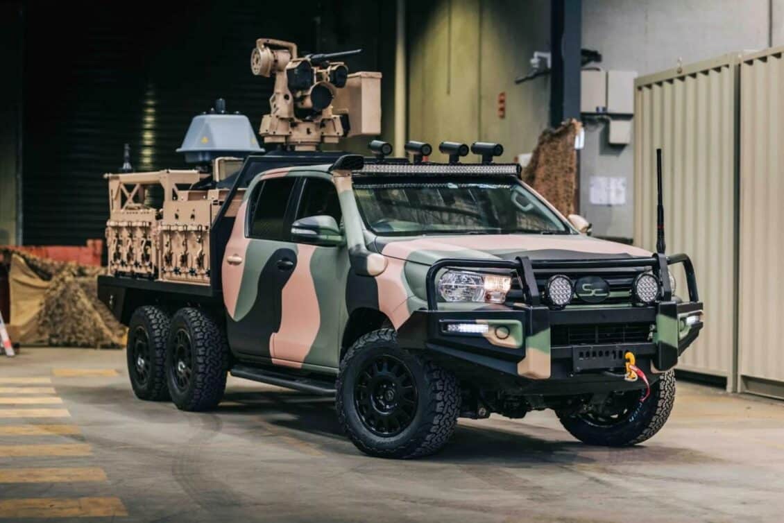 Se llama MUV y es un Toyota Hilux 6×6 que parece sacado de ‘Call of Duty’