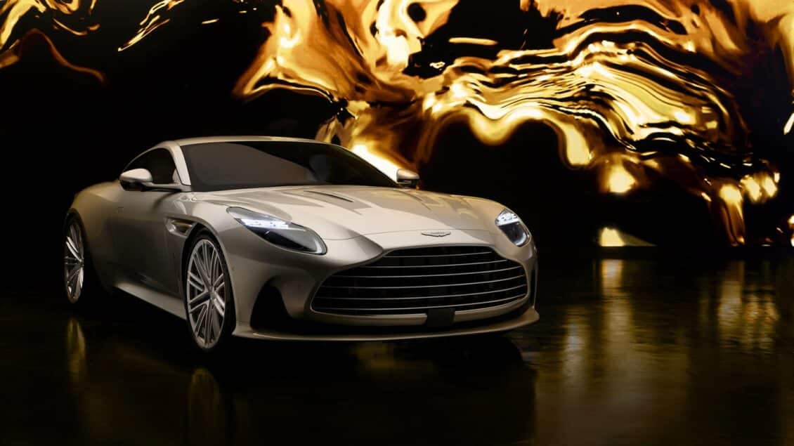 Aston Martin DB12 Goldfinger Edition, no tiene misiles ni ametralladoras pero sí llega con oro