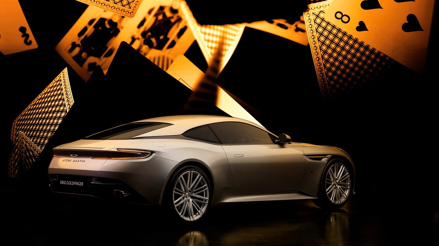 trasera Aston Martin DB12 Goldfinger Edition