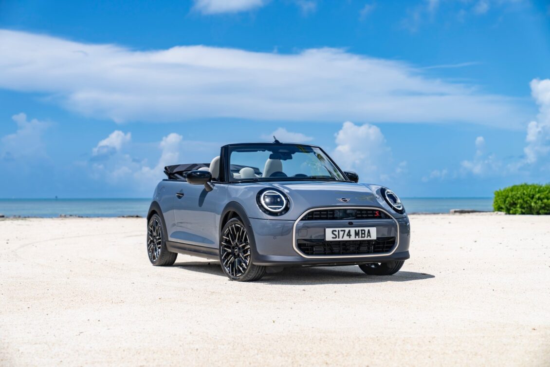 Así es la nueva generación del MINI Cooper Convertible: solo en gasolina