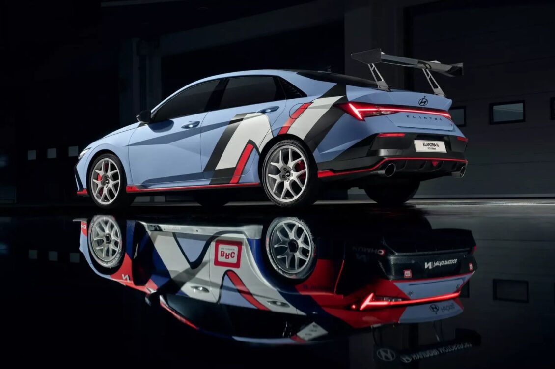 Hyundai Elantra N TCR Edition: para la pista parece, pero para la carretera es