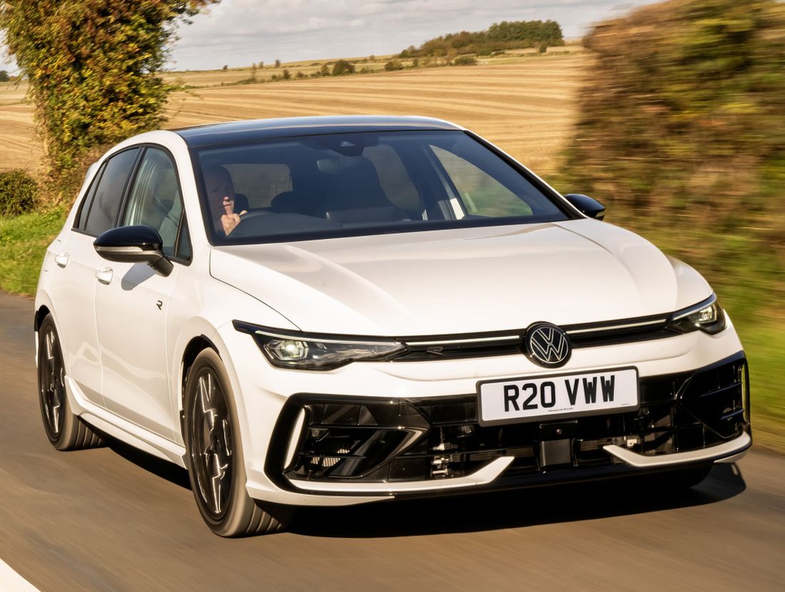 Los nuevos Volkswagen Golf R con 333 CV, ya a la venta en España