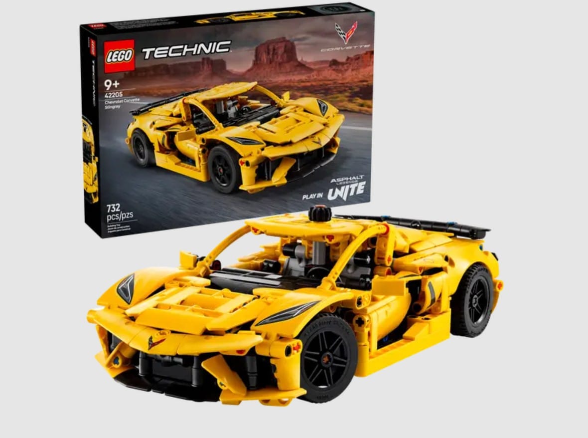 LEGO Technic Chevrolet Corvette Stingray