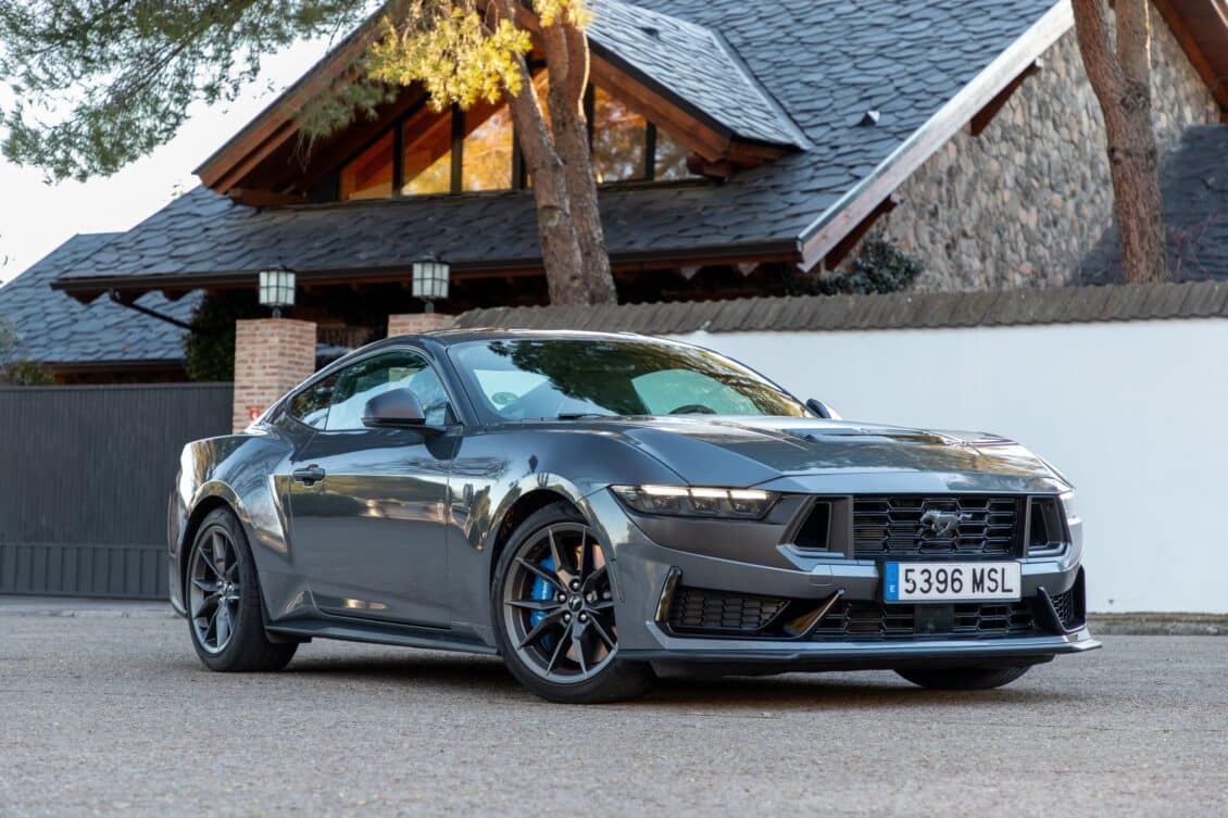 Prueba Ford Mustang Dark Horse 5.0 V8 Aut.: pocos coches enamoran tanto