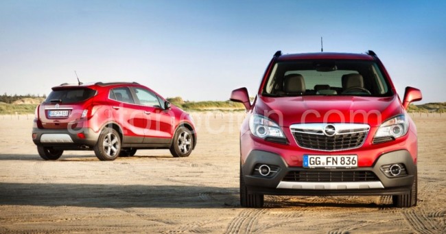 Si ves un Opel Mokka haciendo tus compras navideñas no te asustes…