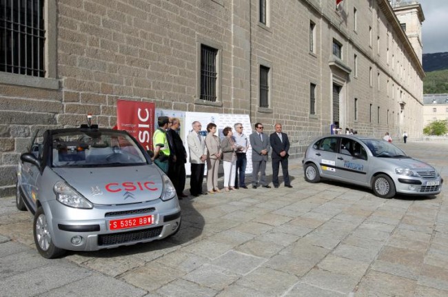 Tan cierto como dos Citroën C3 sin conductores por la carretera