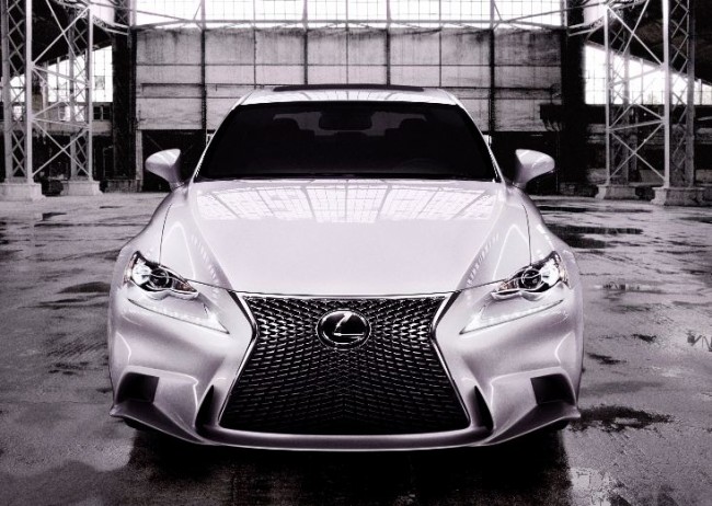 Nuevo Lexus IS al descubierto